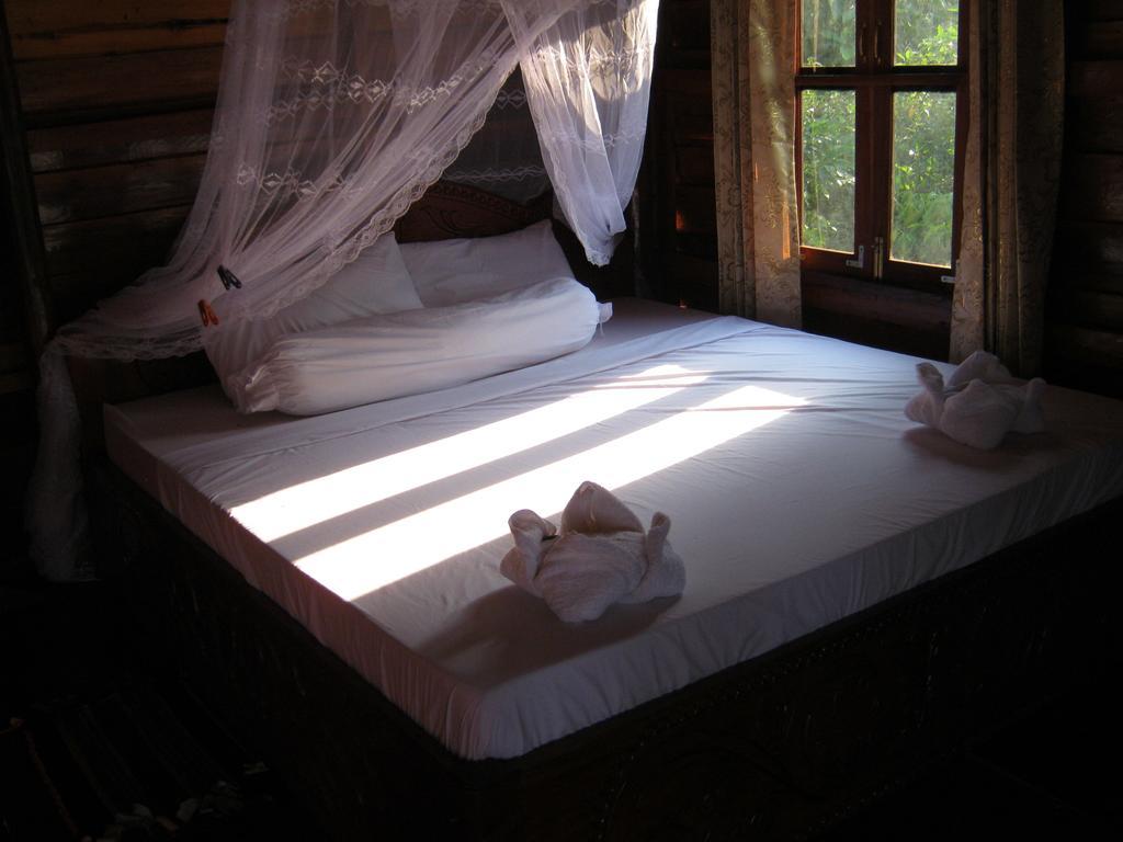 Coconutbeach Bungalows Derm Tkov Village Rum bild
