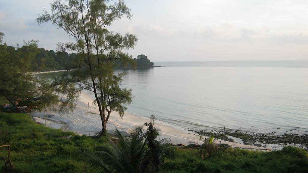 Coconutbeach Bungalows Derm Tkov Village Exteriör bild